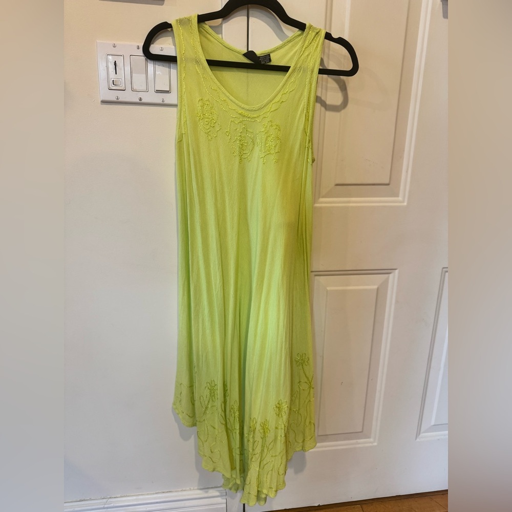 Green 90s dress